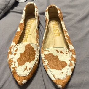 Hush Puppies Women's Tan and Cream Loafers